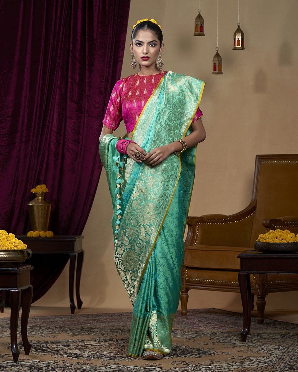 Light_Green_Handloom_Tanchoi_Banarasi_Saree_With_Tanzeb_Border_in_Pure_Katan_Silk_WeaverStory_02