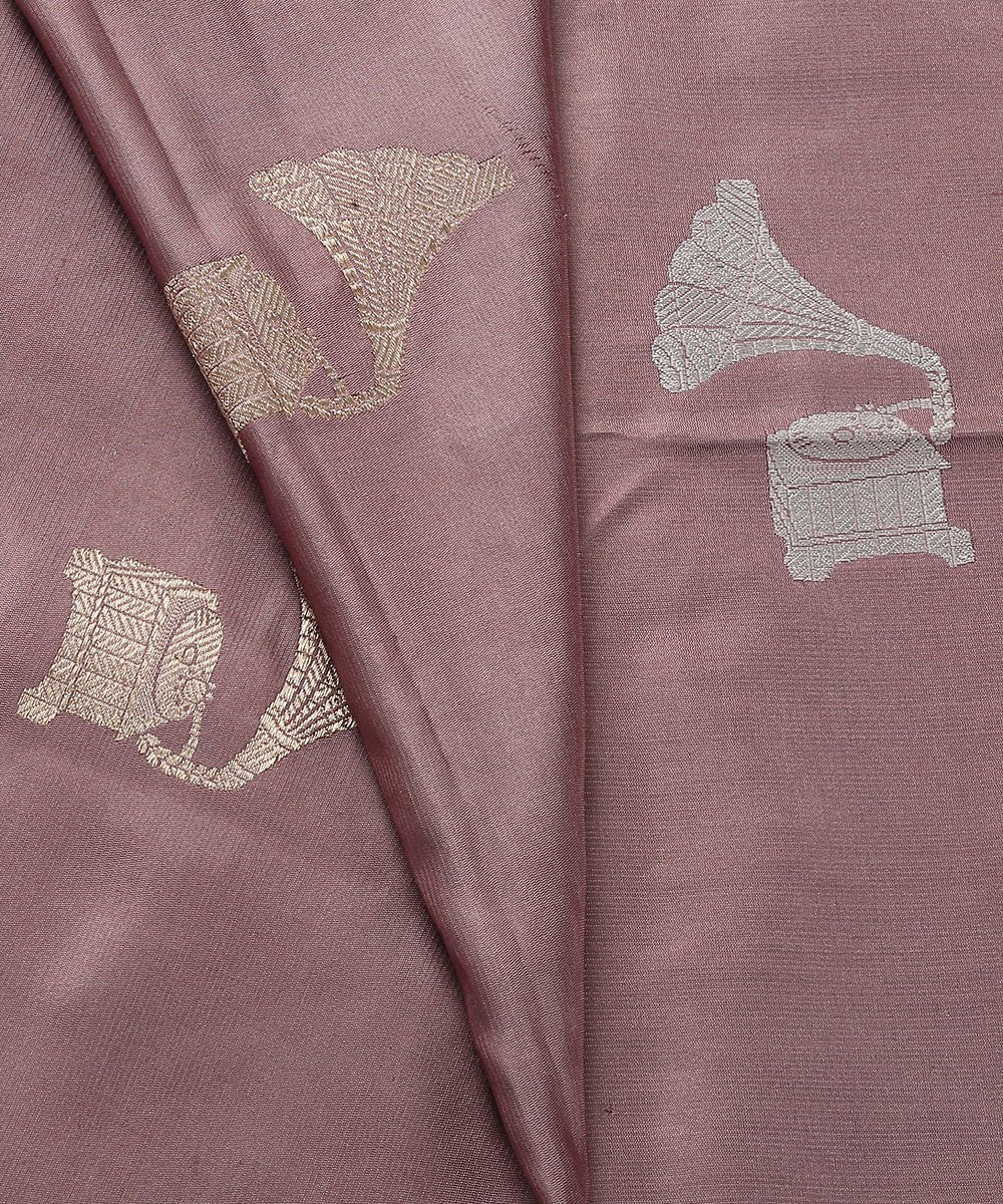Light_Handloom_Mauve_Pure_Satin_Silk_Fabric_with_Gramphone_Motif_WeaverStory_04