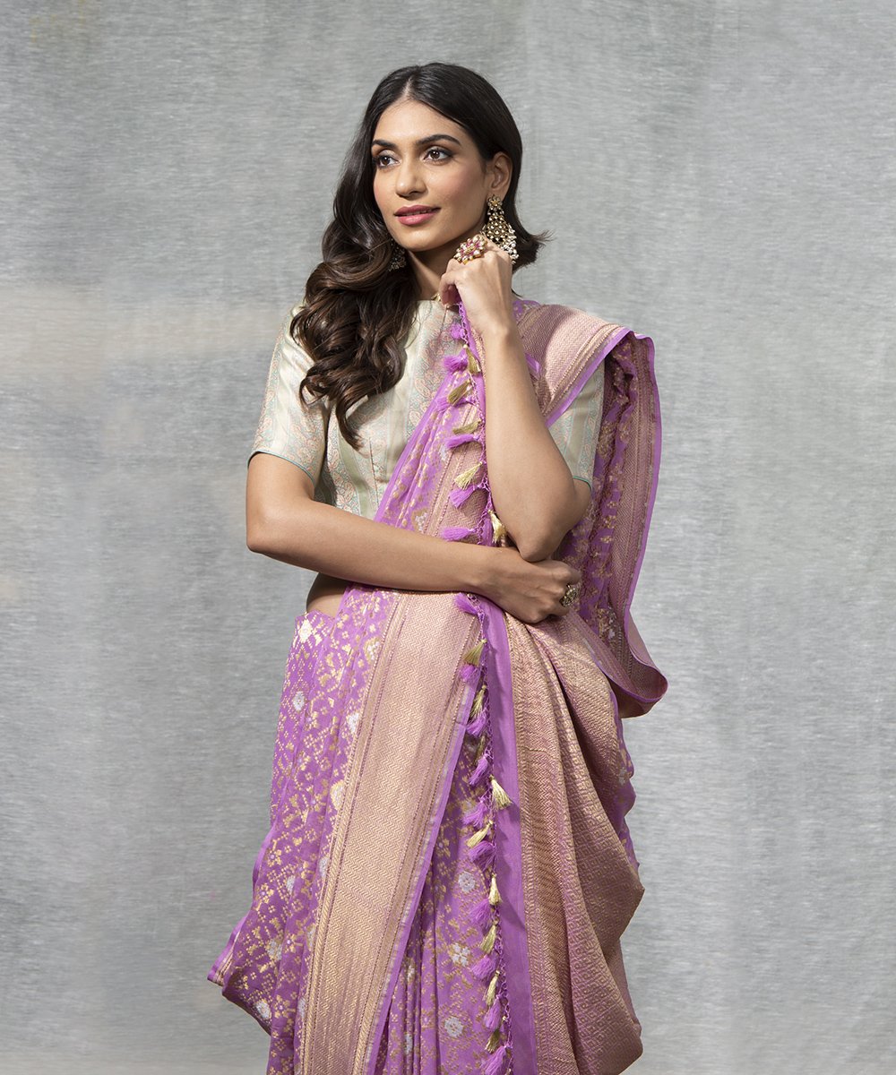 Light_Mauve_Handloom_Pure_Georgette_Banarasi_Patola_Saree_WeaverStory_01