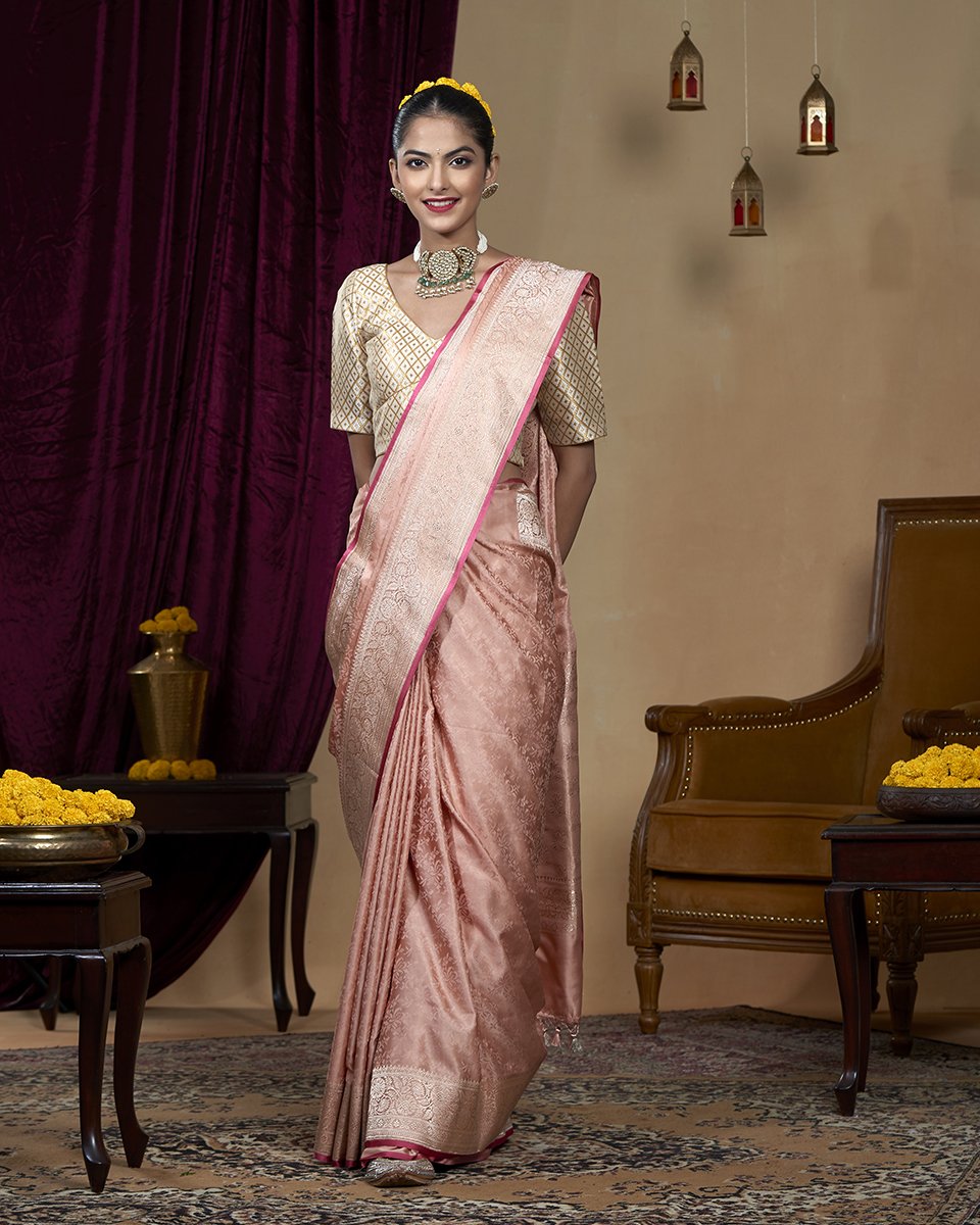 Light_Peach_Handloom_Pure_Katan_Silk_Boota_Tanchoi_Banarasi_Saree_with_Zari_Motifs_WeaverStory_02