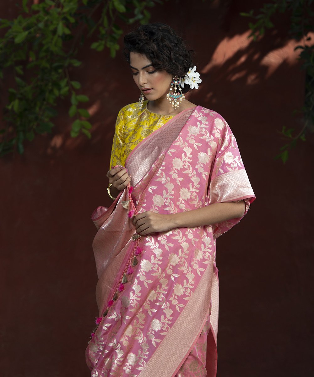 Light_Pink_Handloom_Katan_Silk_Banarasi_Saree_with_Floral_Jangla_WeaverStory_01