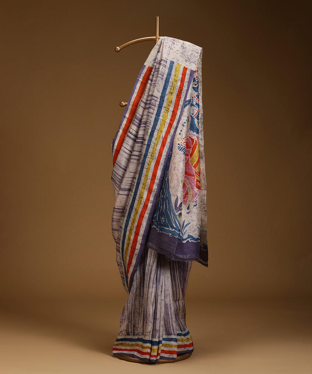 Handloom_Offwhite_and_Light_Purple_Hand_Batik_Mulberry_Silk_Saree_WeaverStory_01