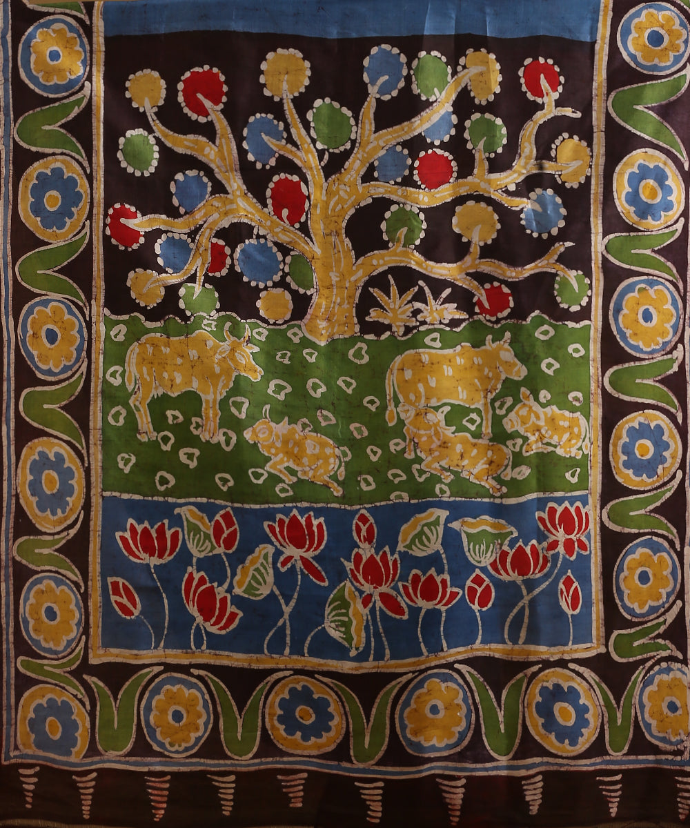 Handloom_Blue_Pure_Mulberry_Silk_Hand_Batik_Saree_With_Animal_Motifs_Pallu_WeaverStory_05