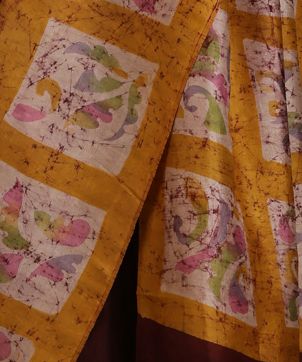 Handloom_Dark_Brown_Hand_Batik_Mulberry_Silk_Saree_with_Mustard_Floral_Border_WeaverStory_04