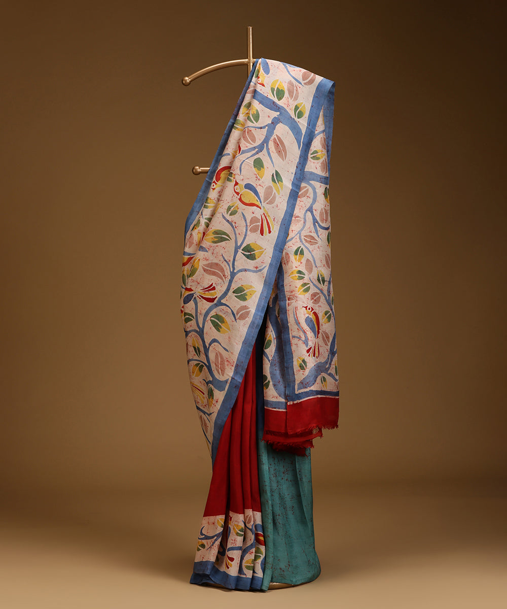 Handloom_Light_Peach_Hand_Batik_Mulberry_Silk_Saree_WeaverStory_01