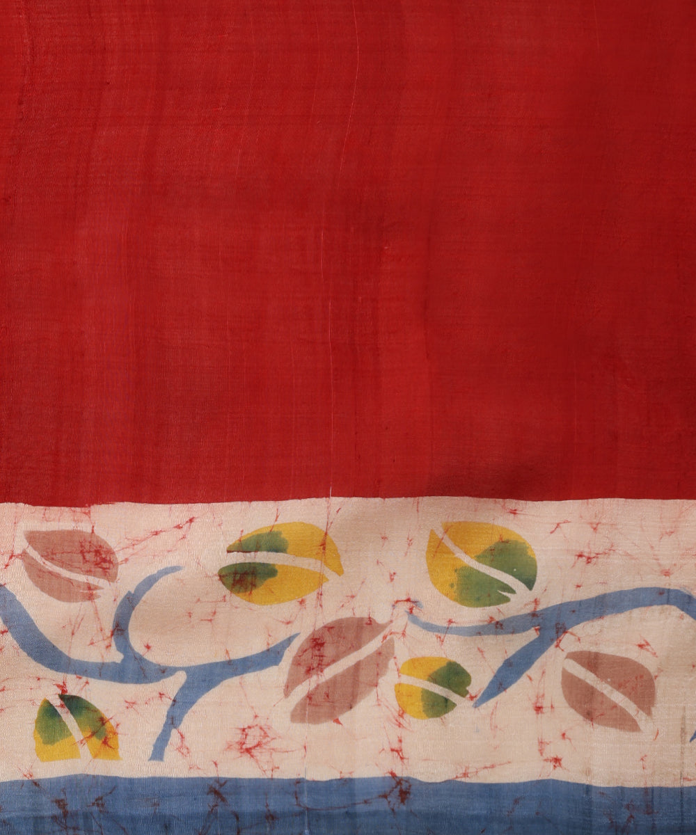 Handloom_Light_Peach_Hand_Batik_Mulberry_Silk_Saree_WeaverStory_06