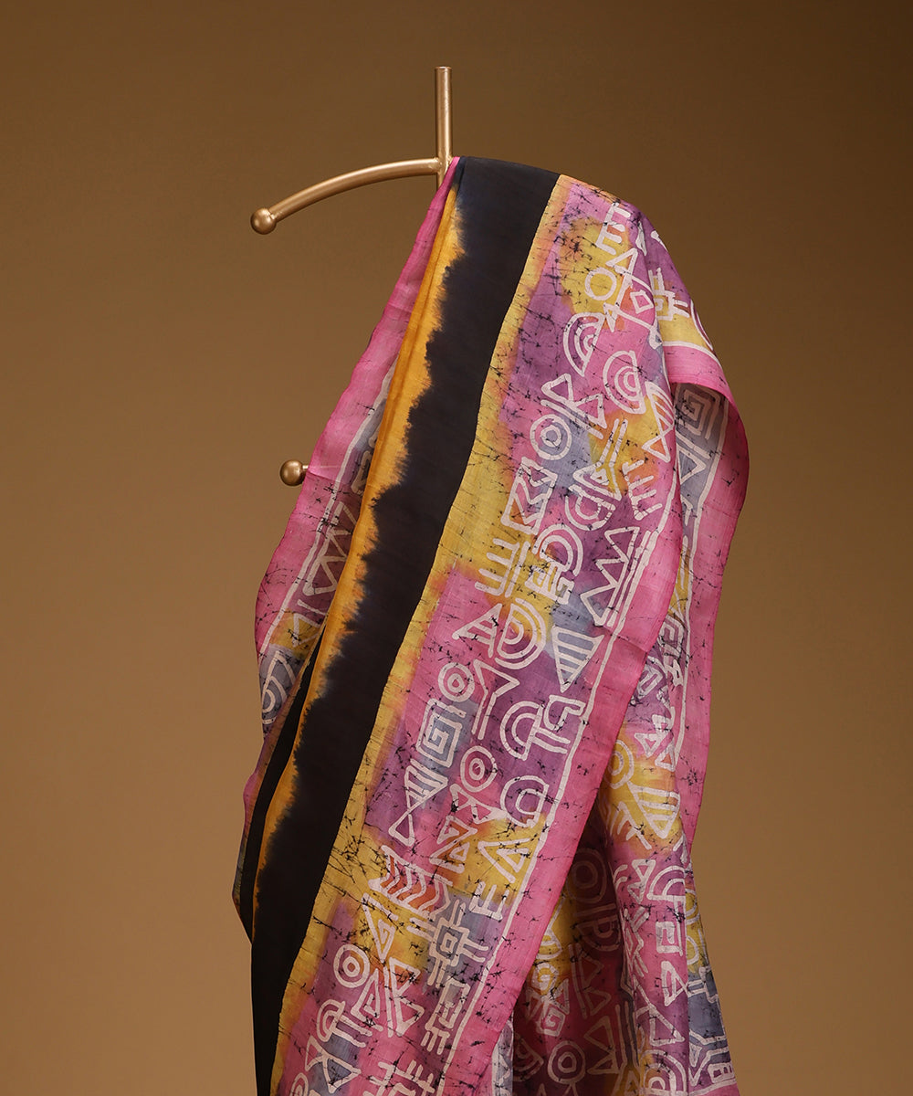 Handloom_Mustard_and_Black_Ombre_Hand_Batik_Mulberry_Silk_Saree_WeaverStory_02