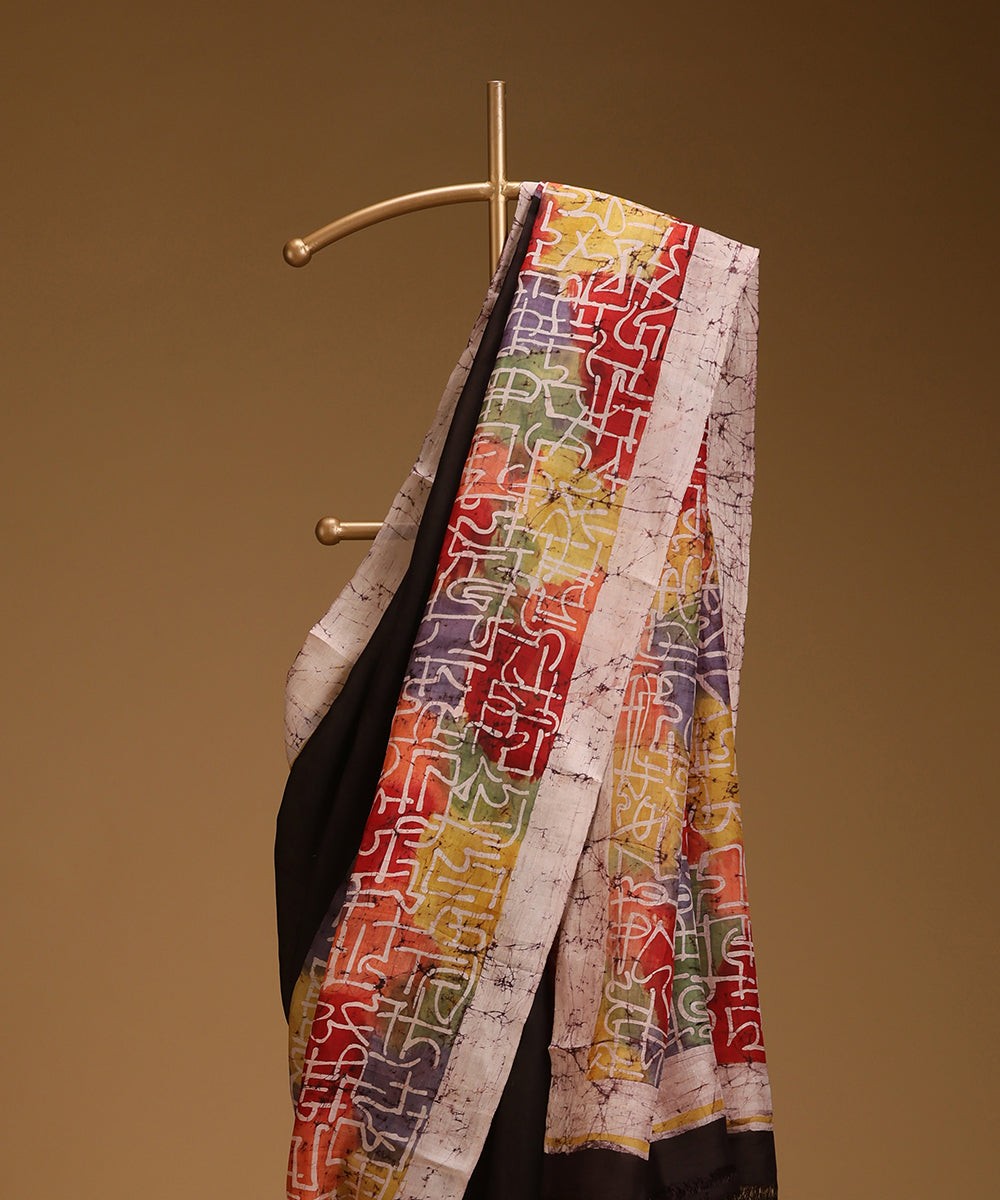 Handloom_Black_Hand_Batik_Mulberry_Silk_Saree_WeaverStory_02