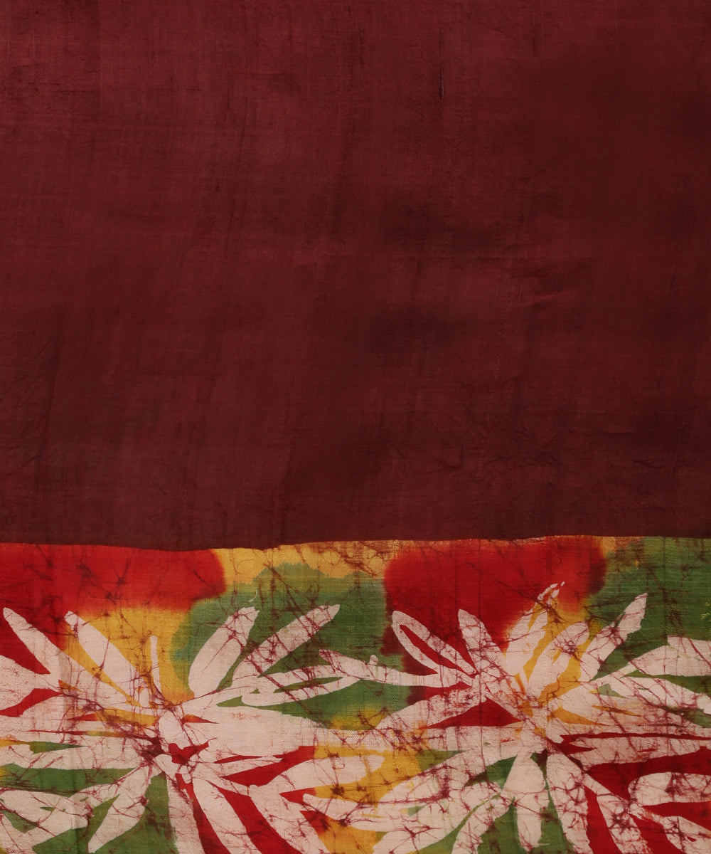 Handloom_Light_Peach_and_Maroon_Hand_Batik_Mulberry_Silk_Saree_WeaverStory_06