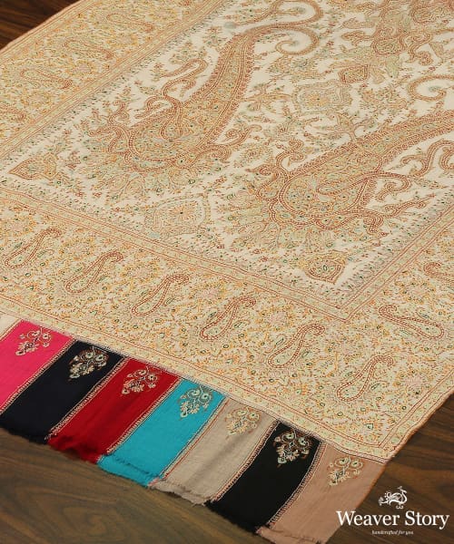 OffWhite_Thread_Work_Handwoven_Pure_Pashmina_Shawl_with_Multicolor_Borders_WeaverStory_03