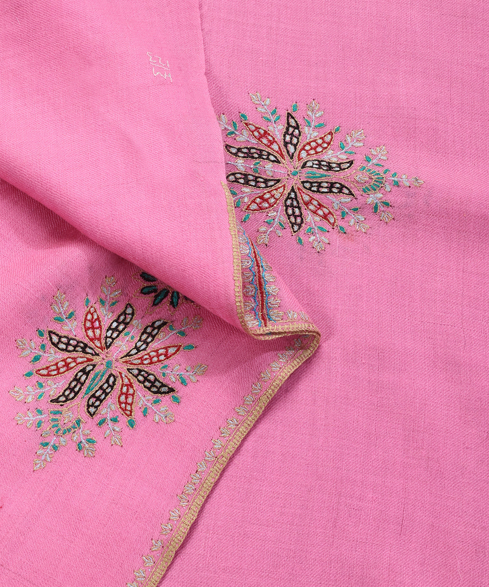 Handwoven_Baby_Pink_Pure_Pashmina_Ladies_Shawl_With_Soznikari_WeaverStory_04