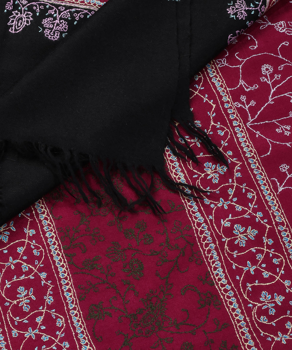 Purple_And_Black_Double_Pure_Pashmina_Laides_Shawl_With_Heavy_Soznikari_WeaverStory_04