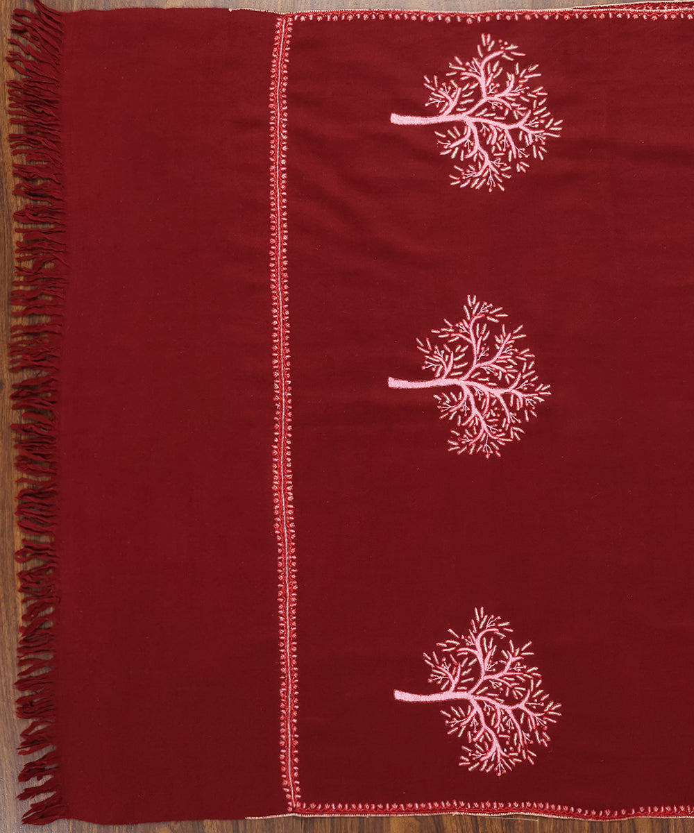 Handwoven_Maroon_Pure_Pashmina_Stole_With_Kalamkari_And_Soznikari_WeaverStory_02