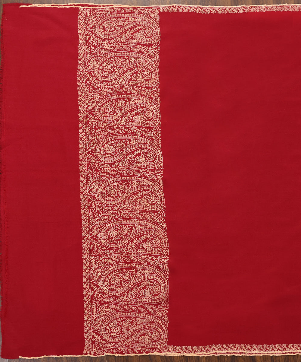 Handwoven_Maroon_Pure_Pashmina_Stole_With_Soznikari_WeaverStory_02