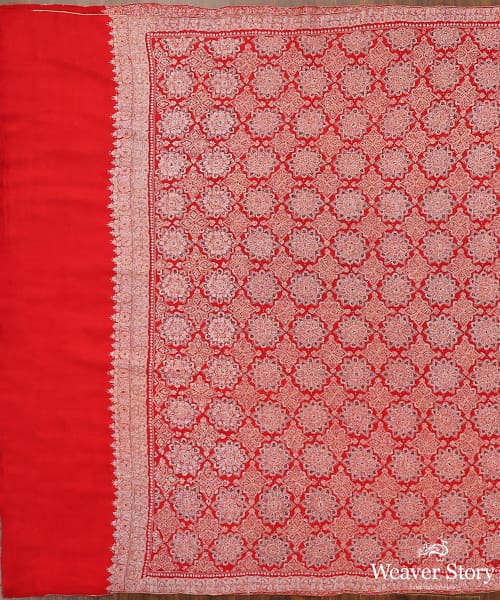 Handwoven_Red_Jamawar_Pure_Pashmina_Shawl_With_Soznikari_Work_WeaverStory_02