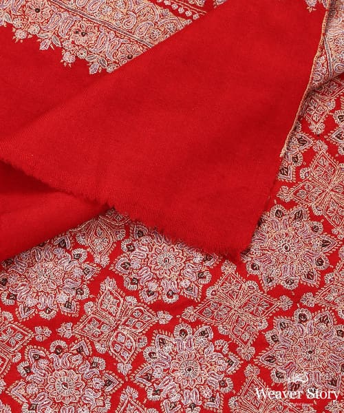 Handwoven_Red_Jamawar_Pure_Pashmina_Shawl_With_Soznikari_Work_WeaverStory_04
