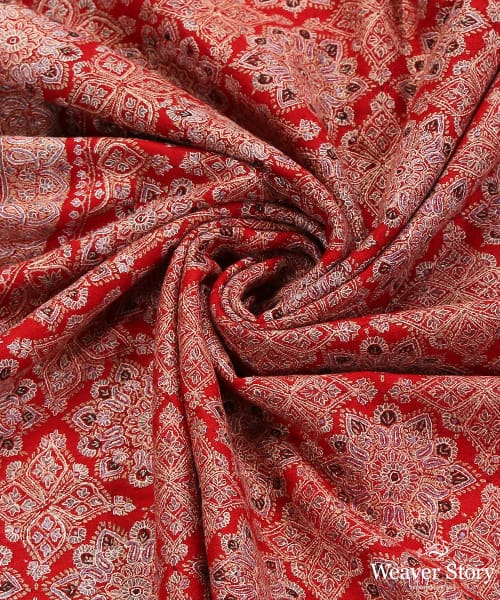 Handwoven_Red_Jamawar_Pure_Pashmina_Shawl_With_Soznikari_Work_WeaverStory_05