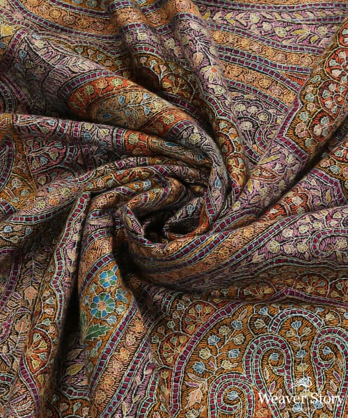 Handwoven_Black_Jamawar_Pure_Pashmina_Shawl_With_Heavy_Soznikari_Work_WeaverStory_06