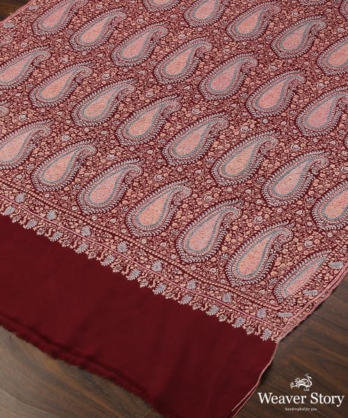 Maroon_Handwoven_Jamawar_Pure_Pashmina_Shawl_With_Heavy_Soznikari_Work_WeaverStory_03