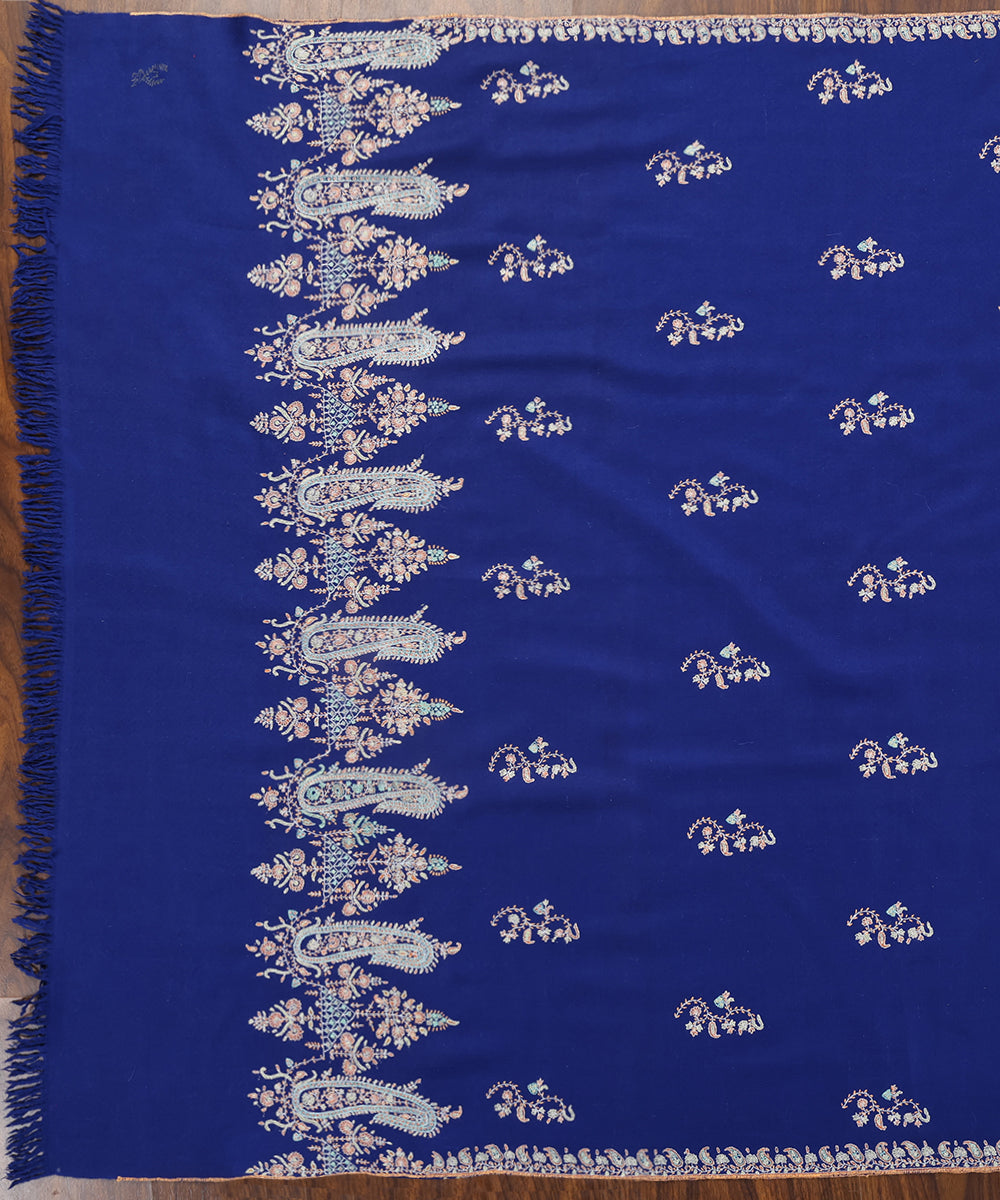 Electic_Blue_Handwoven_Pure_Pashmina_Shawl_With_Soznikari_Palla_Booti_WeaverStory_02