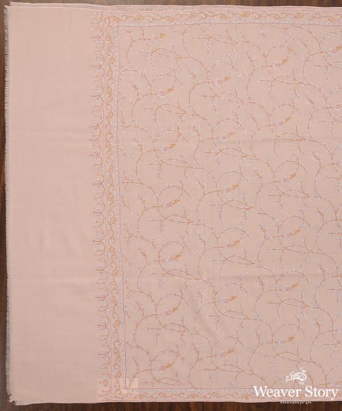 Handwoven_Light_Pink_Pure_Pashmina_Shawl_With_Soznikari_Jaal_WeaverStory_02