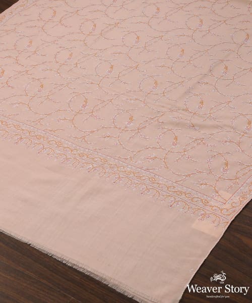 Handwoven_Light_Pink_Pure_Pashmina_Shawl_With_Soznikari_Jaal_WeaverStory_03