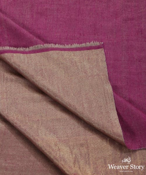 Handwoven_Pink_Double_Shade_Pure_Pashmina_Tilla_Shawl_WeaverStory_04