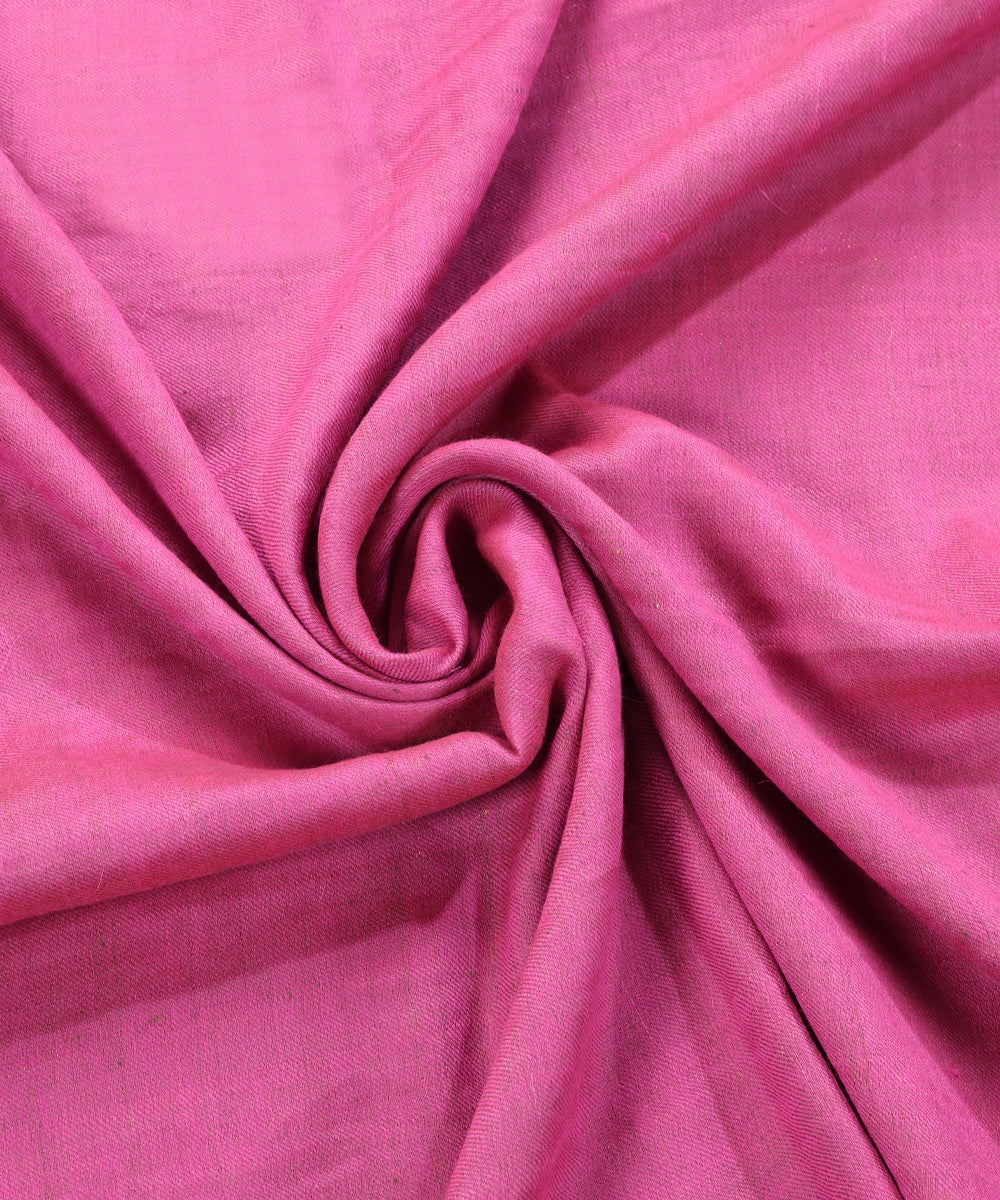 Handwoven_Rani_Pink_Double_Shade_Pure_Pashmina_Tilla_Shawl_WeaverStory_06