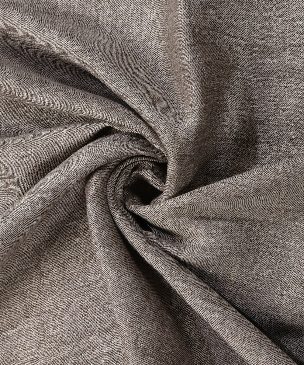 Beige_Handwoven_Double_Shade_Pure_Pashmina_Tilla_Shawl_WeaverStory_06