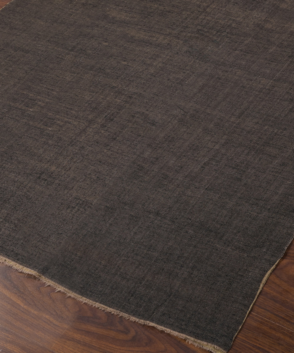 Handwoven_Black_Double_Shade_Pure_Pashmina_Tilla_Shawl_WeaverStory_03