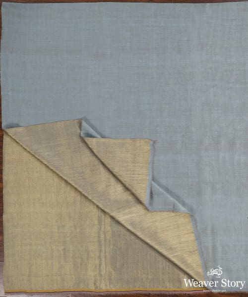 Handwoven_Pastel_Grey_Double_Shade_Pure_Pashmina_Tilla_Shawl_WeaverStory_05
