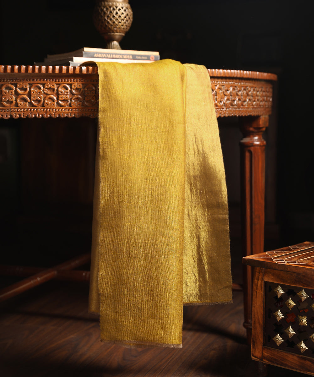 Mustard_Handwoven_Double_Shade_Pure_Pashmina_Tilla_Shawl_WeaverStory_01