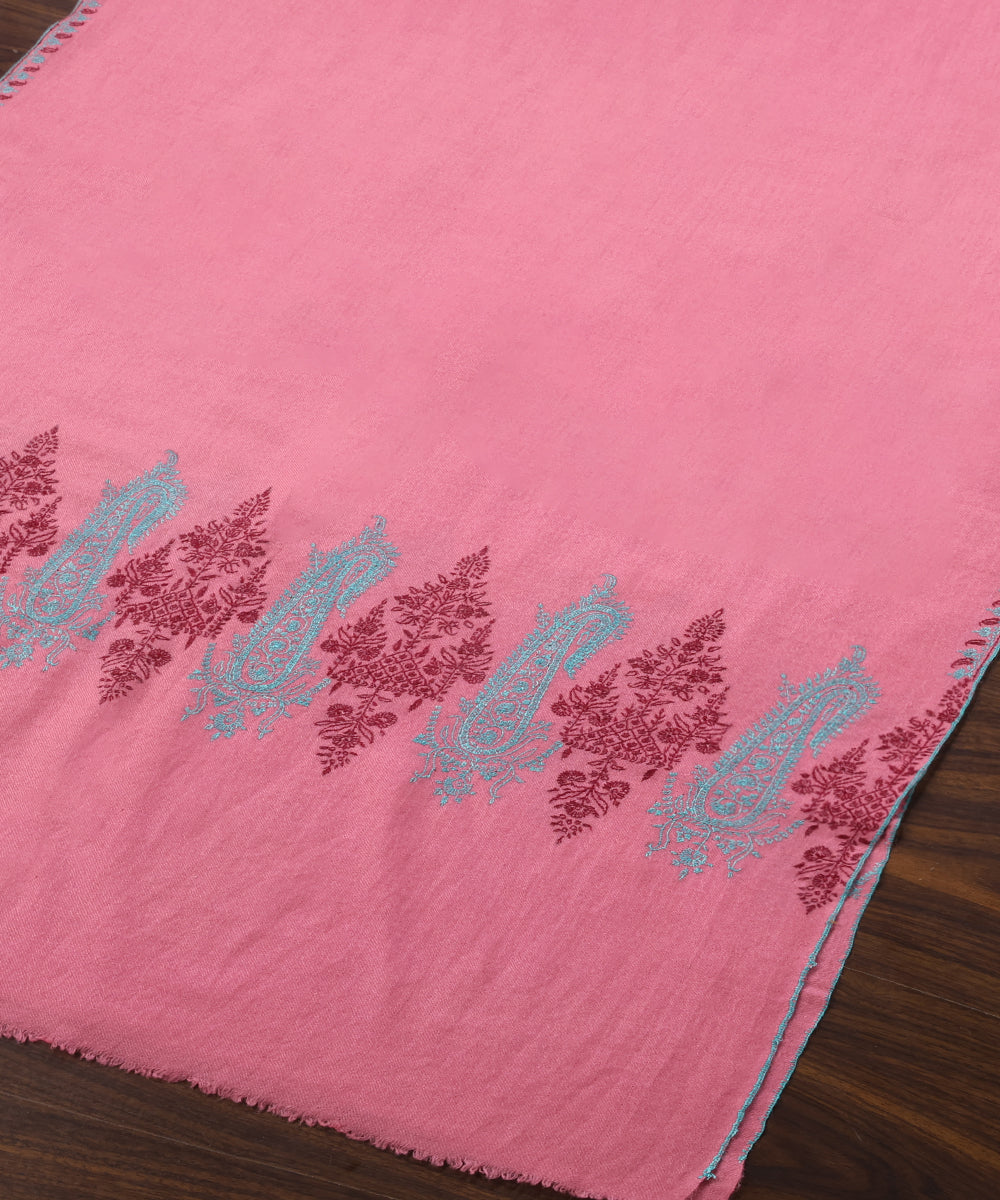Pink_Handwoven_Pure_Pashmina_Stole_With_Soznikari_Border_WeaverStory_03
