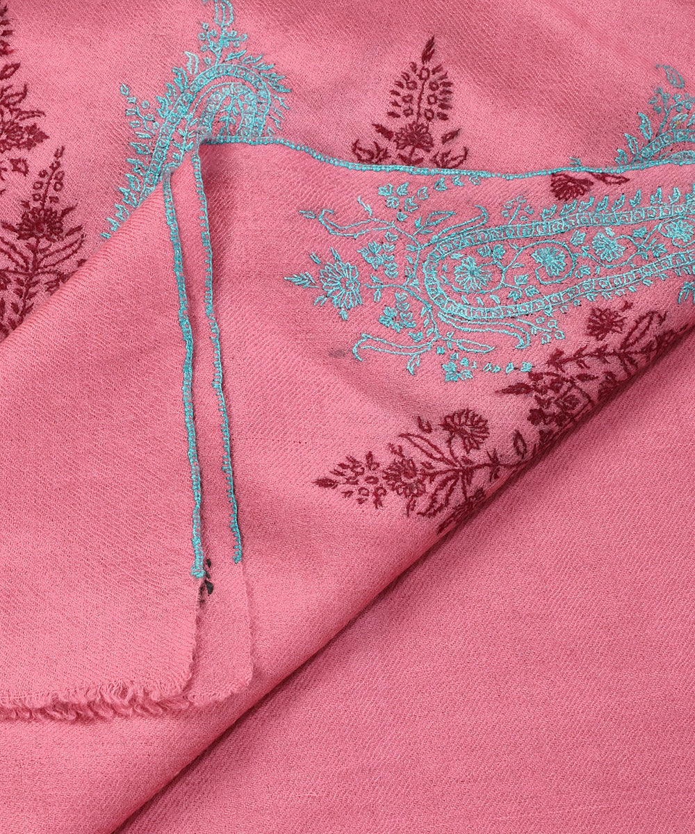 Pink_Handwoven_Pure_Pashmina_Stole_With_Soznikari_Border_WeaverStory_04