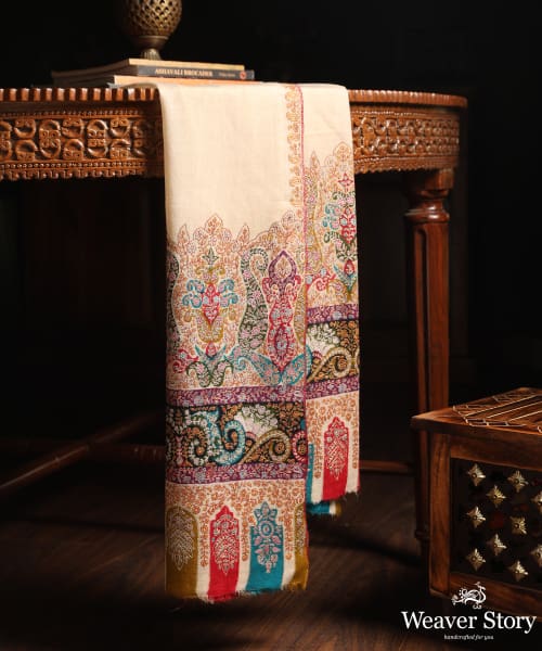 Handwoven_Cream_Pure_Pashmina_Stole_With_Kalamkari_Work_WeaverStory_01
