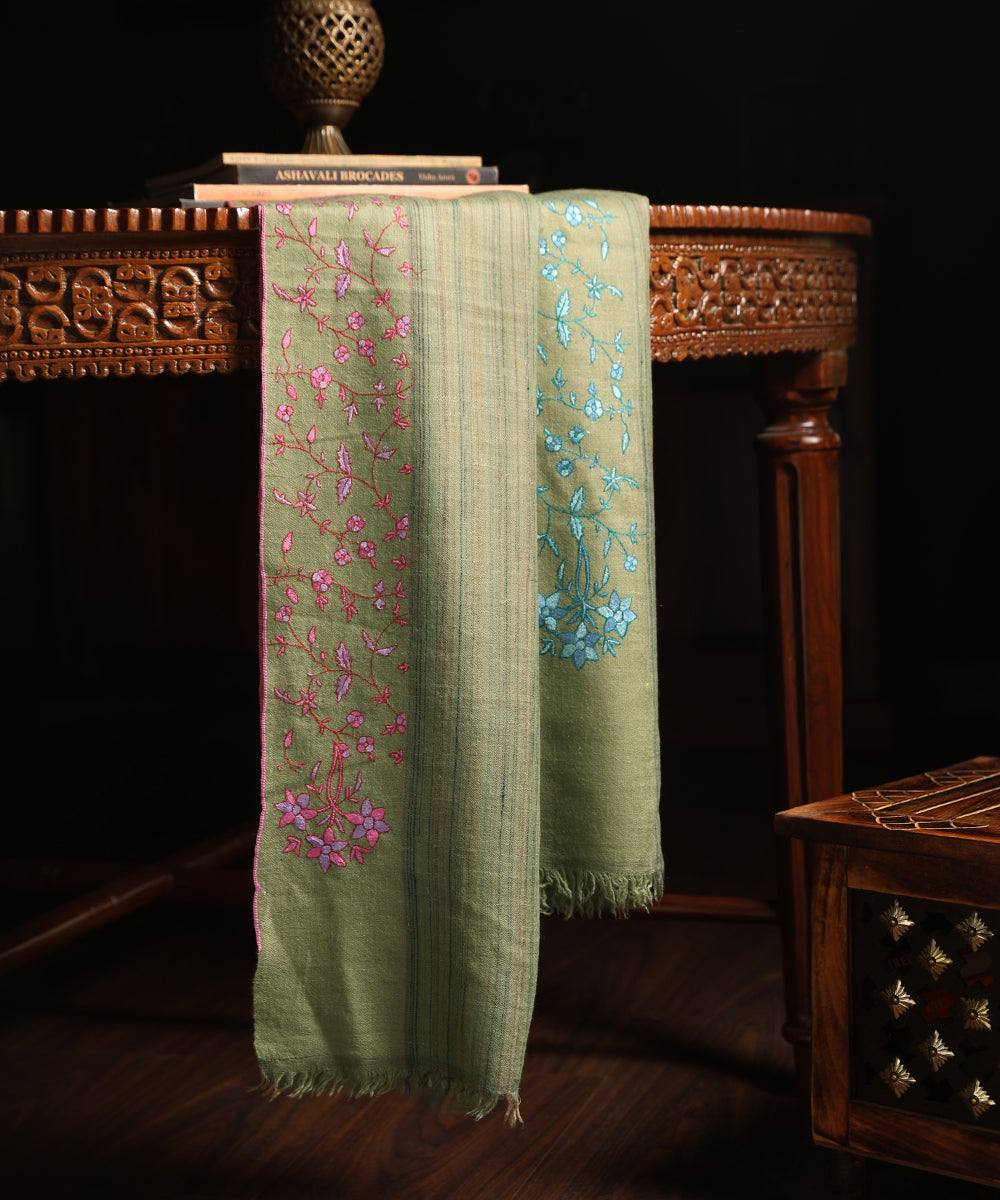 Green_Handwoven_Pure_Pashmina_Stole_With_Paper_Mache_Work_WeaverStory_01