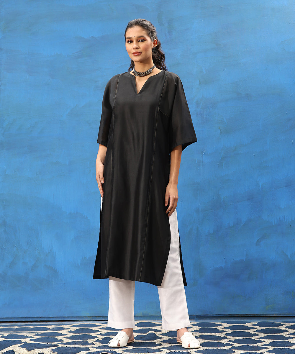 Black_Handloom_Pure_Chanderi_Kurta_Set_With_Hand_Painted_Madhubani_Dupatta_WeaverStory_04