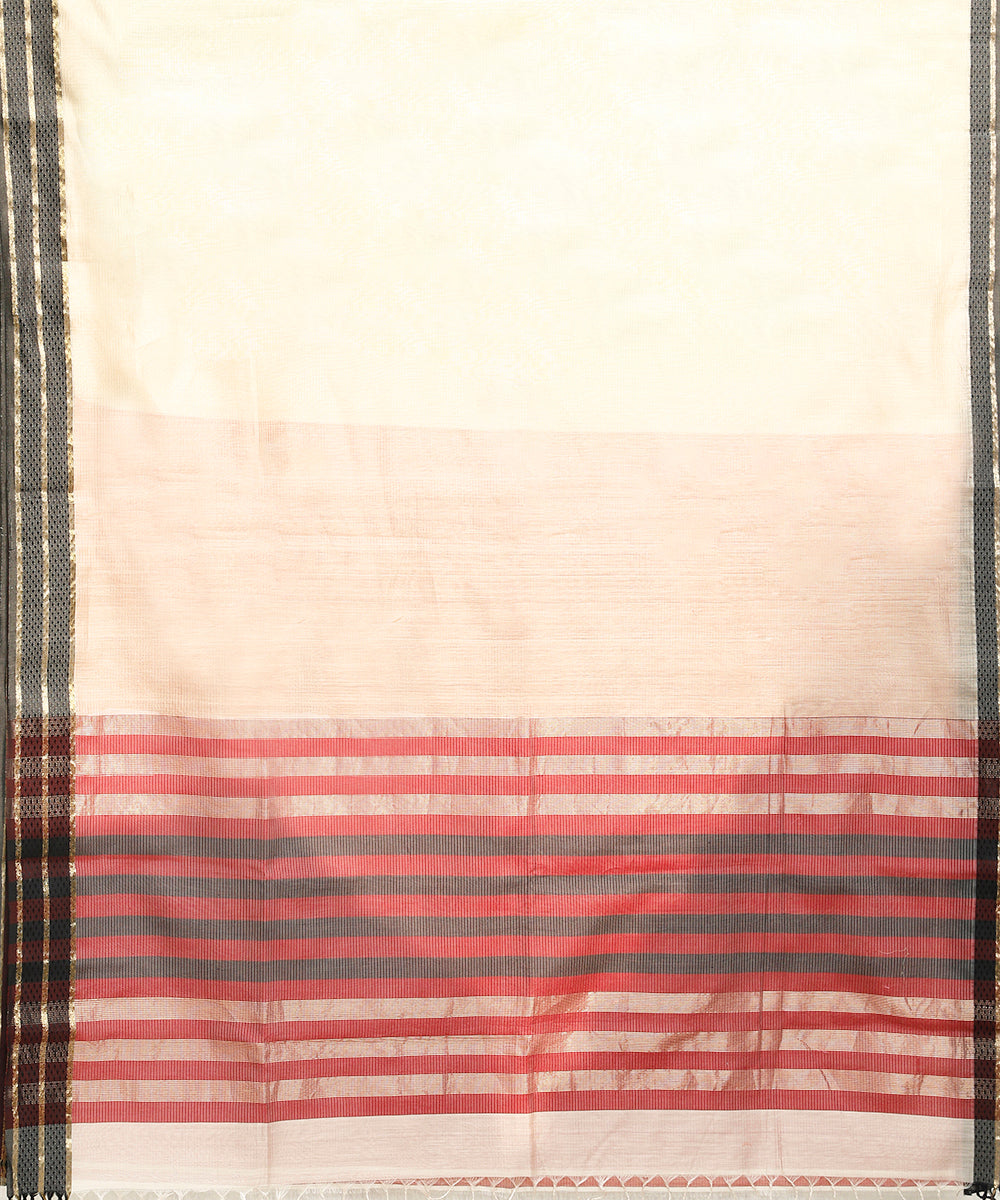 Beige_And_Maroon_Handloom_Pure_Cotton_Silk_Maheshwari_Saree_With_Stripes_And_Black_Resham_Border_WeaverStory_04