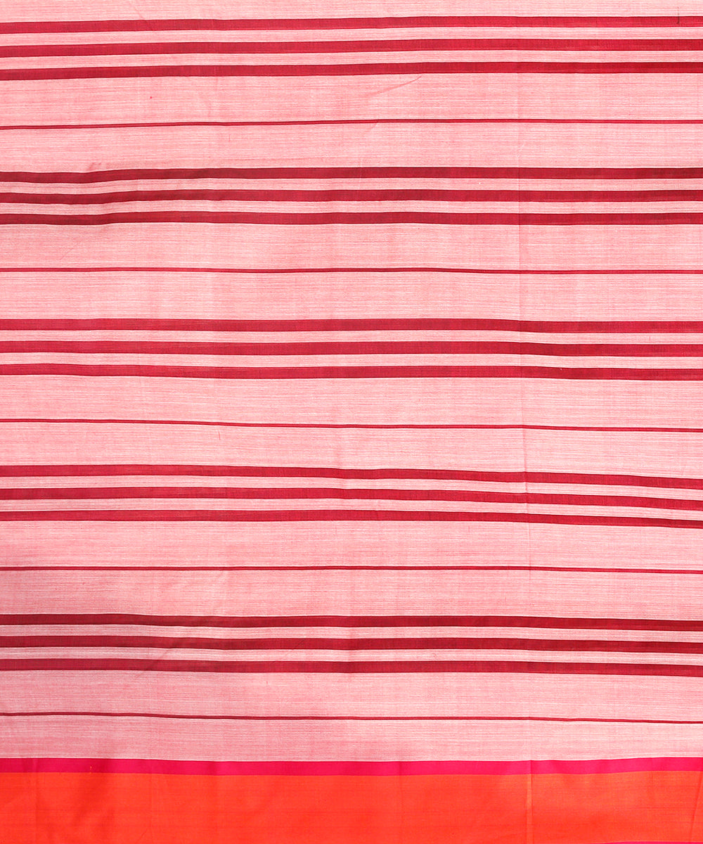 Offwhite_And_Black_Handloom_Checks_Pure_Cotton_Maheshwari_Saree_With_Orange_And_Pink_Border_WeaverStory_05