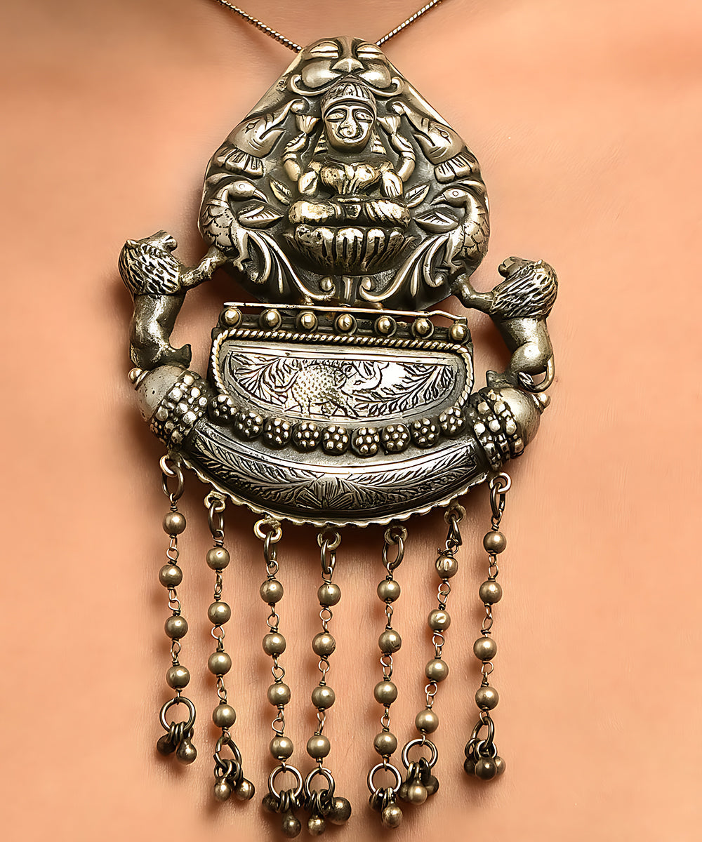 Hiren_Handcrafted_Pure_Silver_Necklace_With_Laxmi_Motif_WeaverStory_03