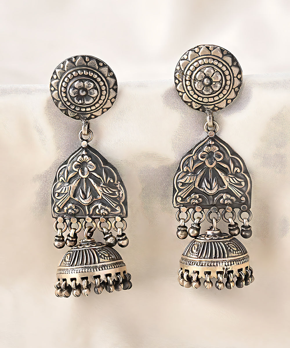 Grisha_Handcrafted_Pure_Silver_Jhumki_WeaverStory_01