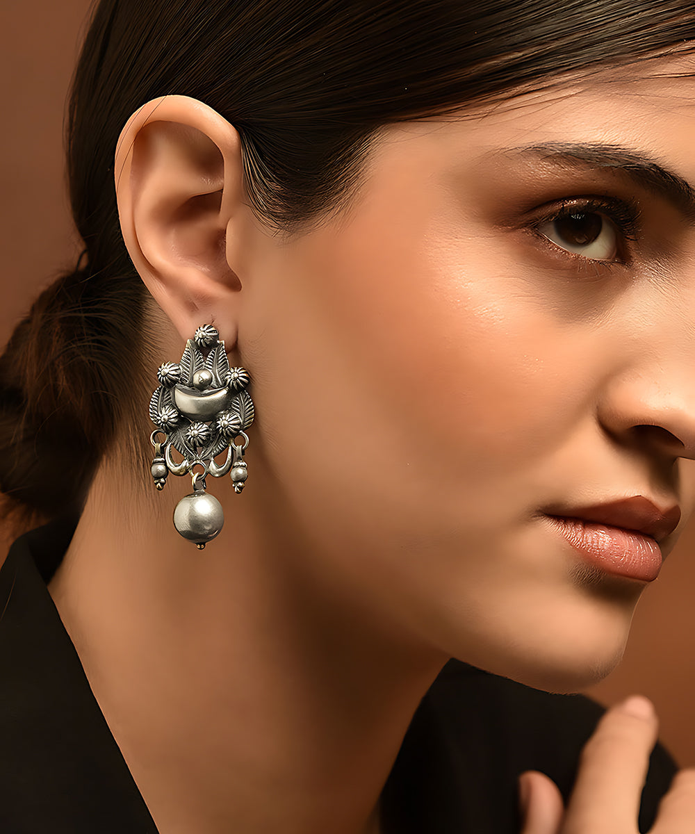 Ulka_Handcrafted_Pure_Silver_Earrings_WeaverStory_02