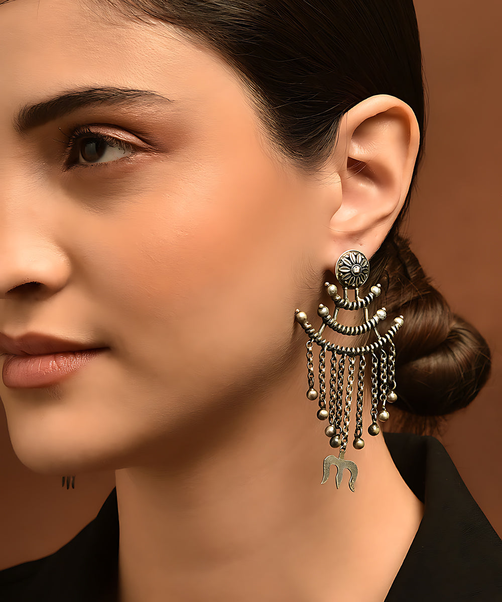 Aditri_Handcrafted_Pure_Silver_Earrings_With_Trishul_Design_WeaverStory_02