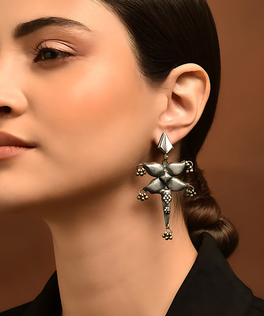 Iyad_Handcrafted_Pure_Silver_Earrings_WeaverStory_02