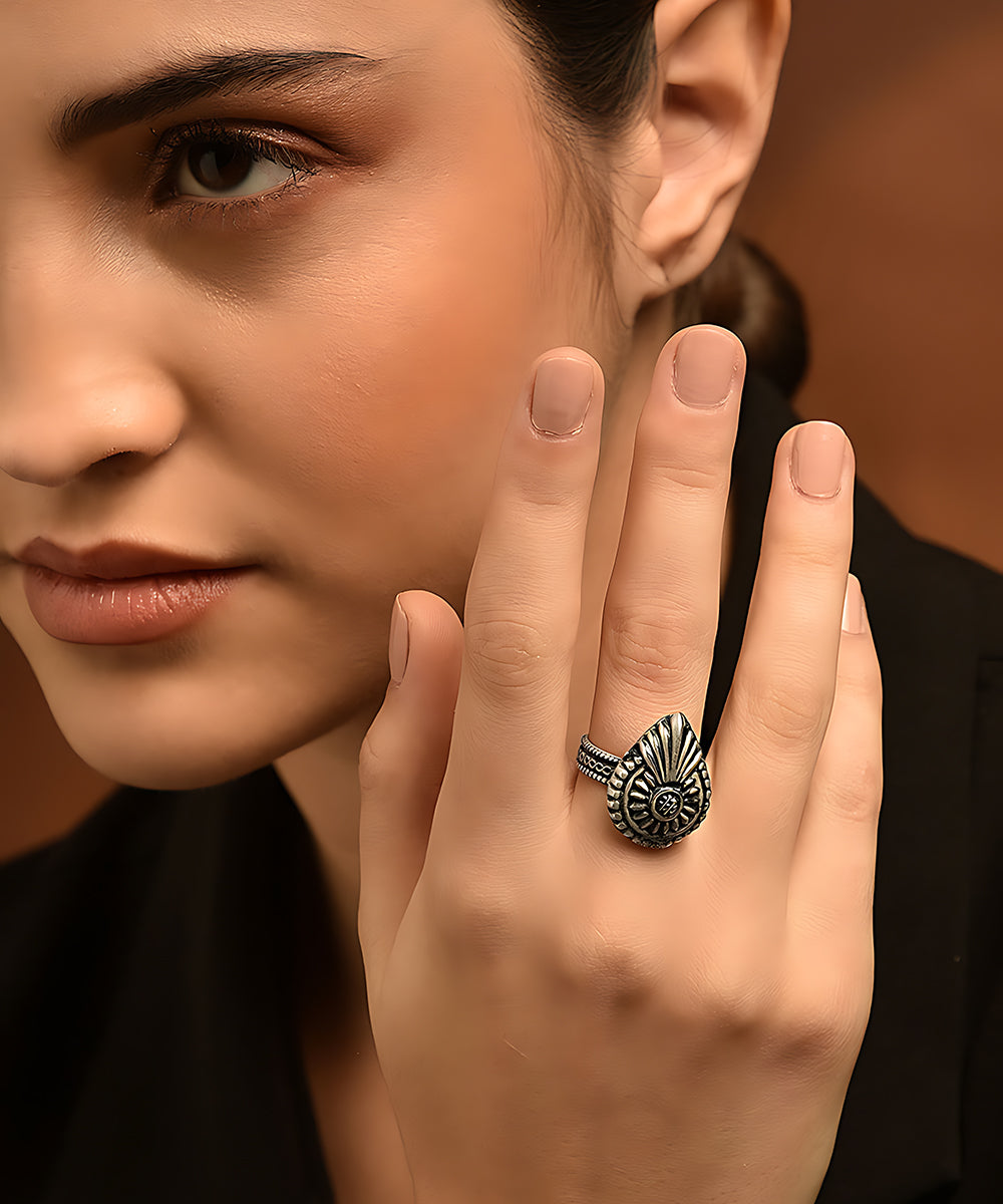 Reem_Handcrafted_Pure_Silver_Ring_WeaverStory_02