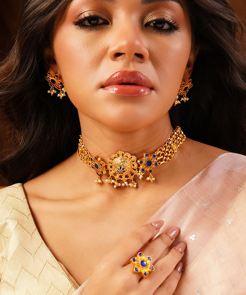 Kunjari_Blue_Handcrafted_Pure_Silver_Necklace_Set_With_Ring_WeaverStory_01