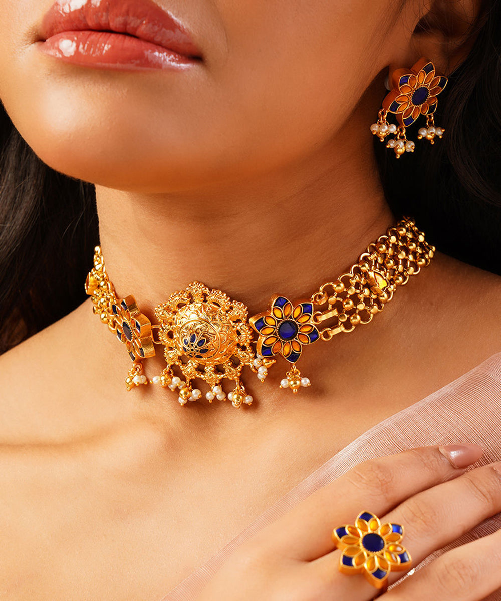 Kunjari_Blue_Handcrafted_Pure_Silver_Necklace_Set_With_Ring_WeaverStory_03