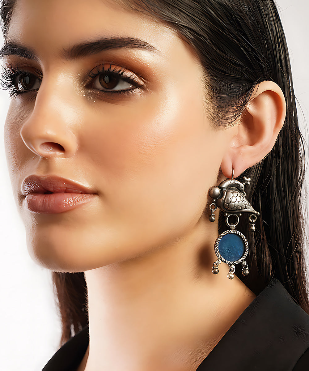 Tayyib_Handcrafted_Pure_Silver_Earrings_With_Blue_Stone_WeaverStory_02