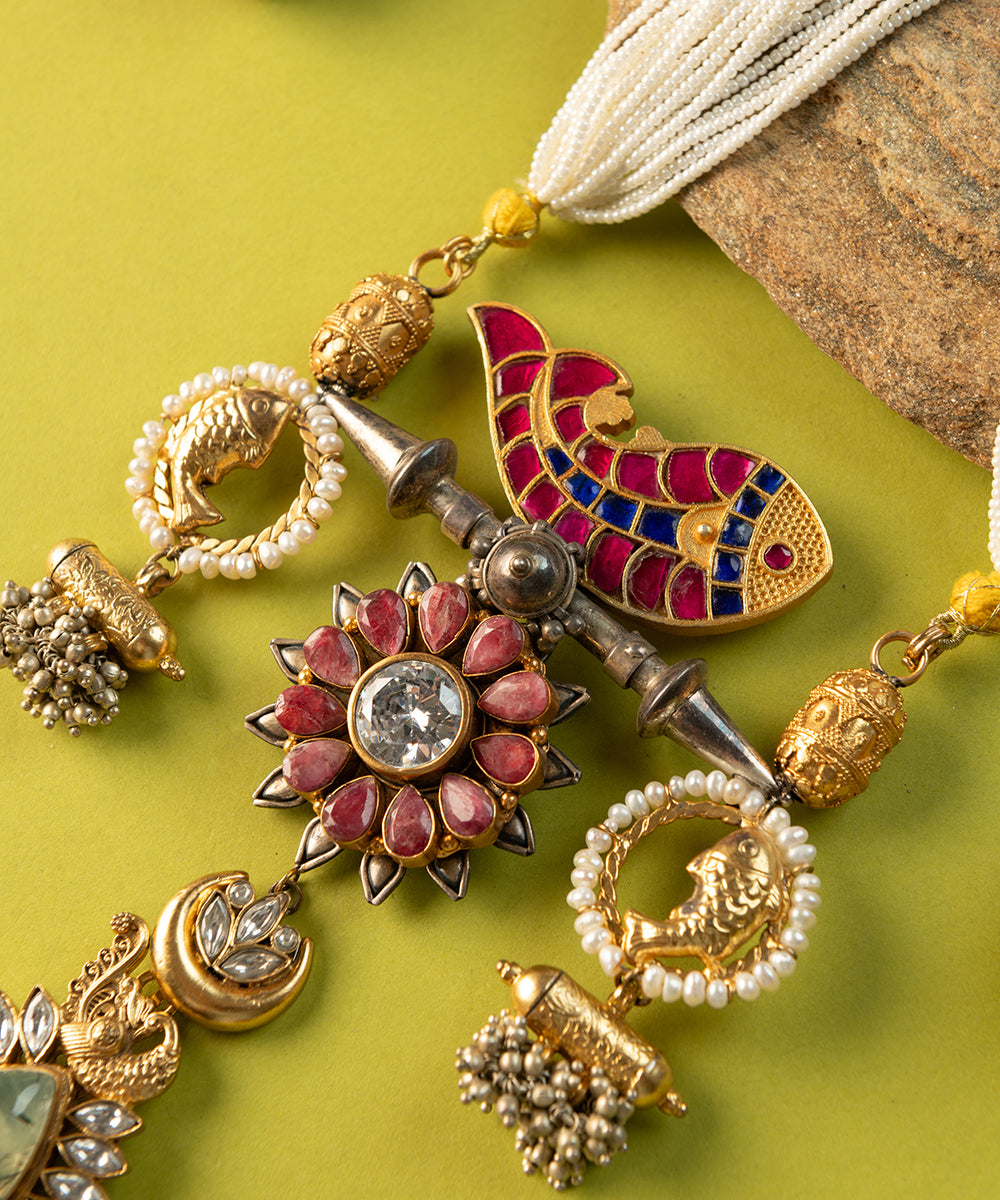 Adisa_Handcrafted_Oxidised_Pure_Silver_Necklace_With_Ruby_And_Kundan_WeaverStory_02