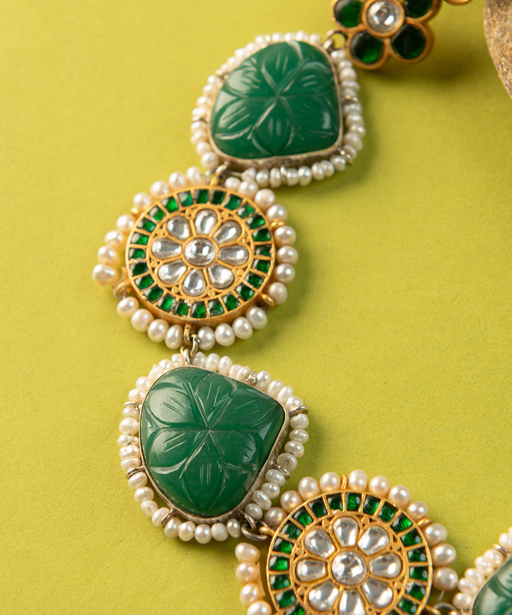 Aakar_Handcrafted_Oxidised_Pure_Silver_Kundan_Necklace_With_Onyx_And_Pearls_WeaverStory_02